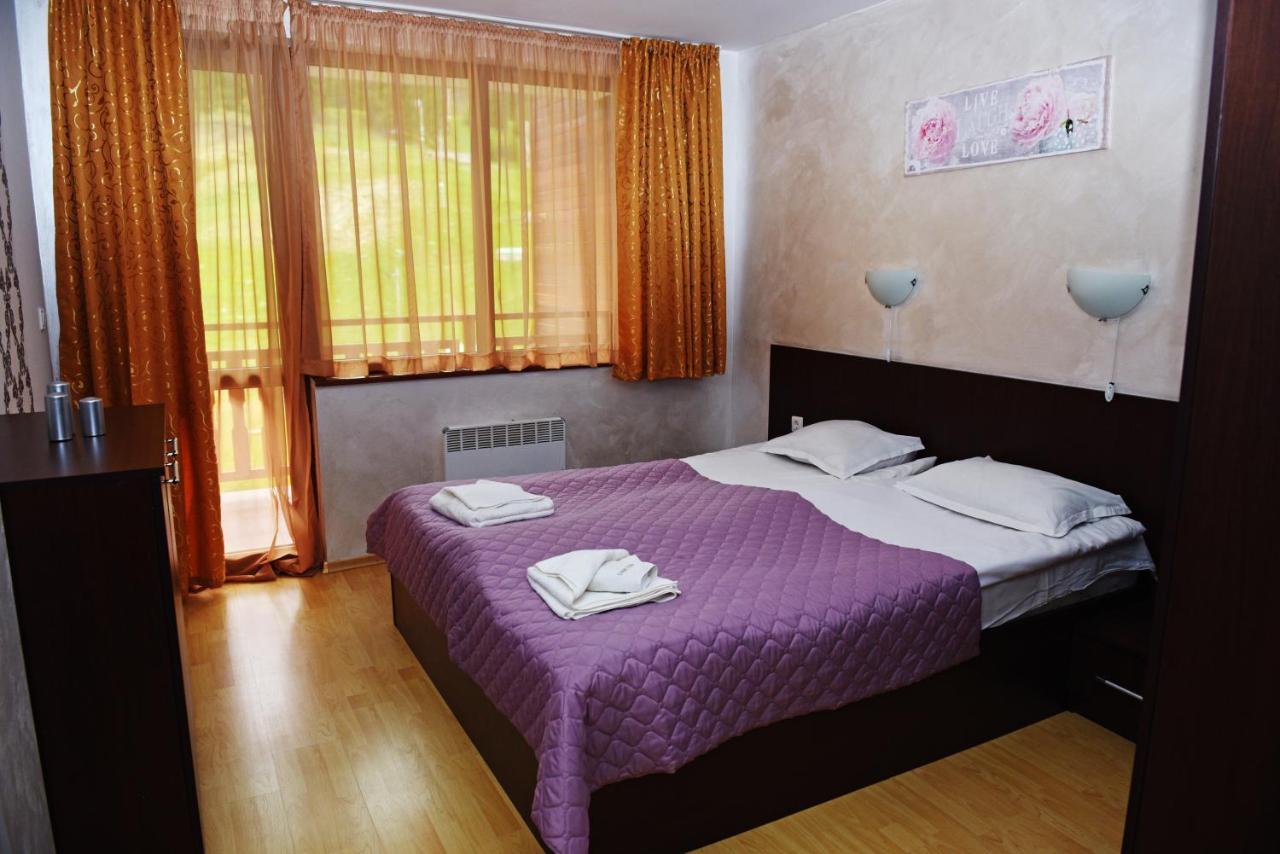 Aparthotel Forest Nook Pamporowo Exterior foto