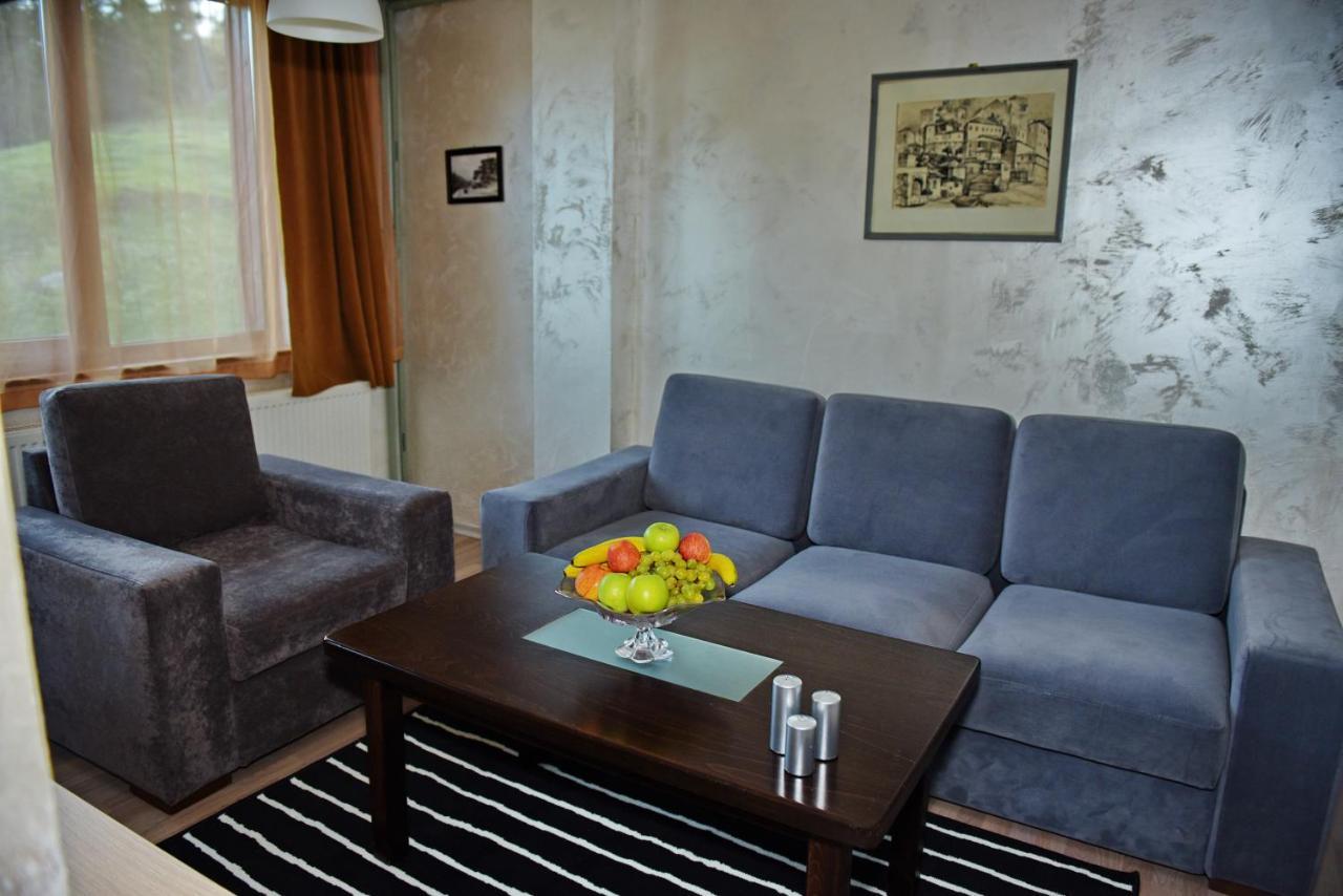 Aparthotel Forest Nook Pamporowo Exterior foto